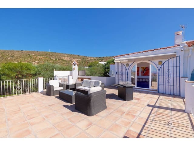 5 slaapkamer Villa te koop in San Roque met zwembad - € 1.350.000 (Ref: 9145122)