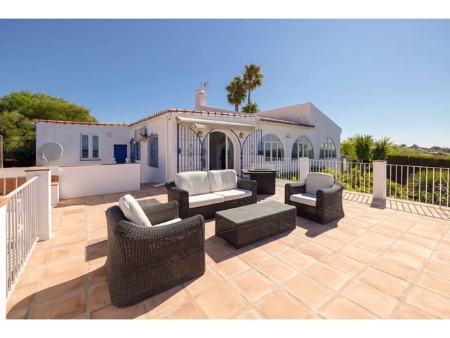 5 slaapkamer Villa te koop in San Roque met zwembad - € 1.350.000 (Ref: 9145122)