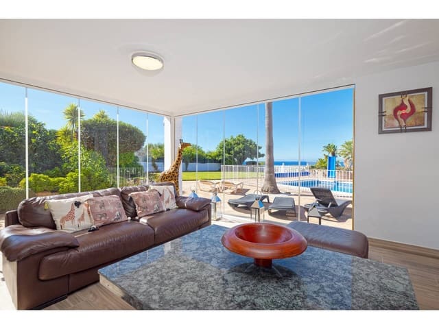 5 slaapkamer Villa te koop in San Roque met zwembad - € 1.350.000 (Ref: 9145122)