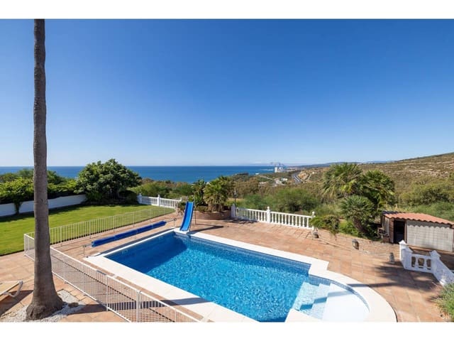 5 slaapkamer Villa te koop in San Roque met zwembad - € 1.350.000 (Ref: 9145122)