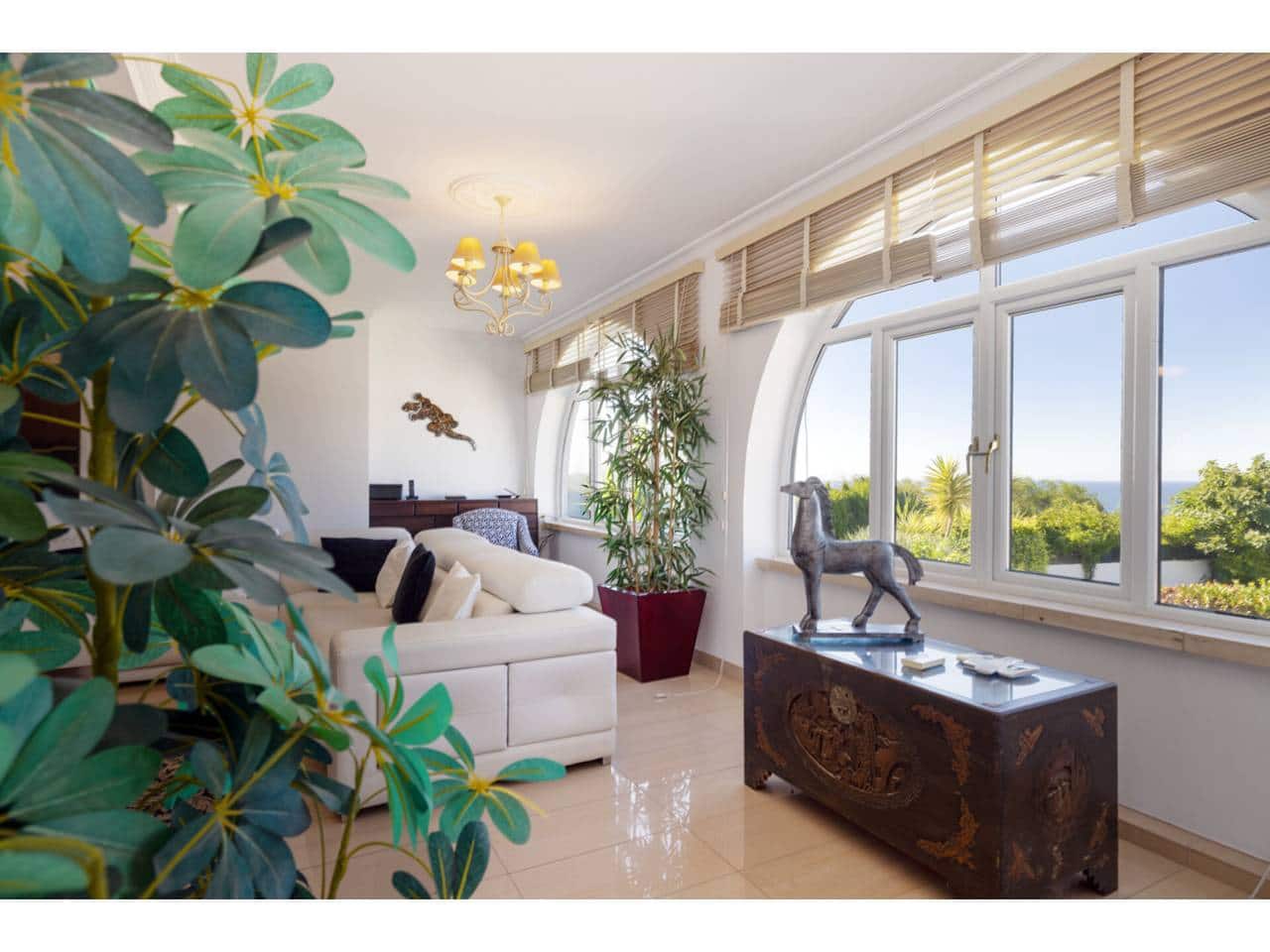 5 soveværelse Villa til salg i Torreguadiaro med swimmingpool - € 1.350.000 (Ref: 9145122)