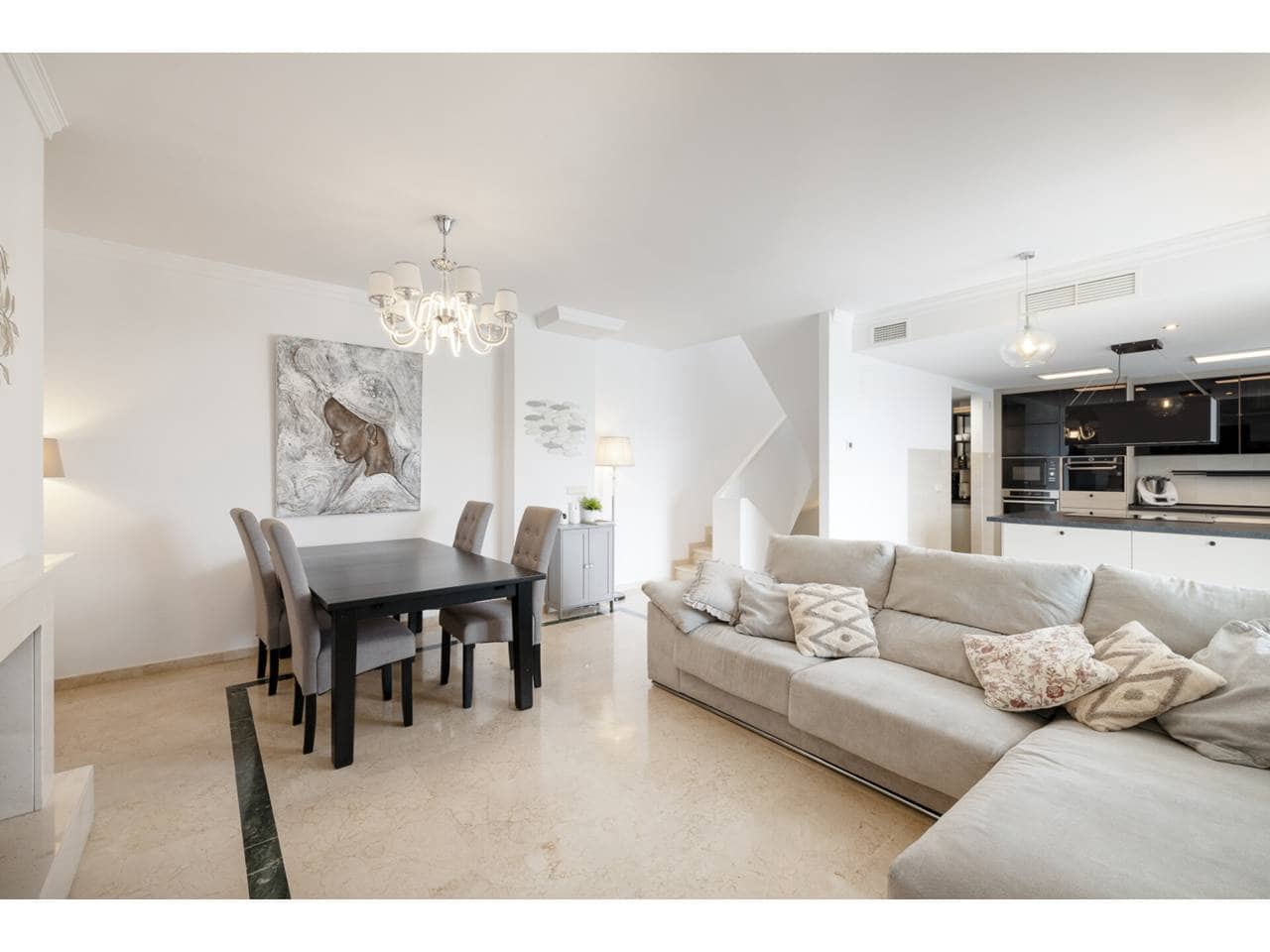 3 soveværelse Rækkehus til salg i Cortes de la Frontera med swimmingpool garage - € 565.000 (Ref: 9145123)