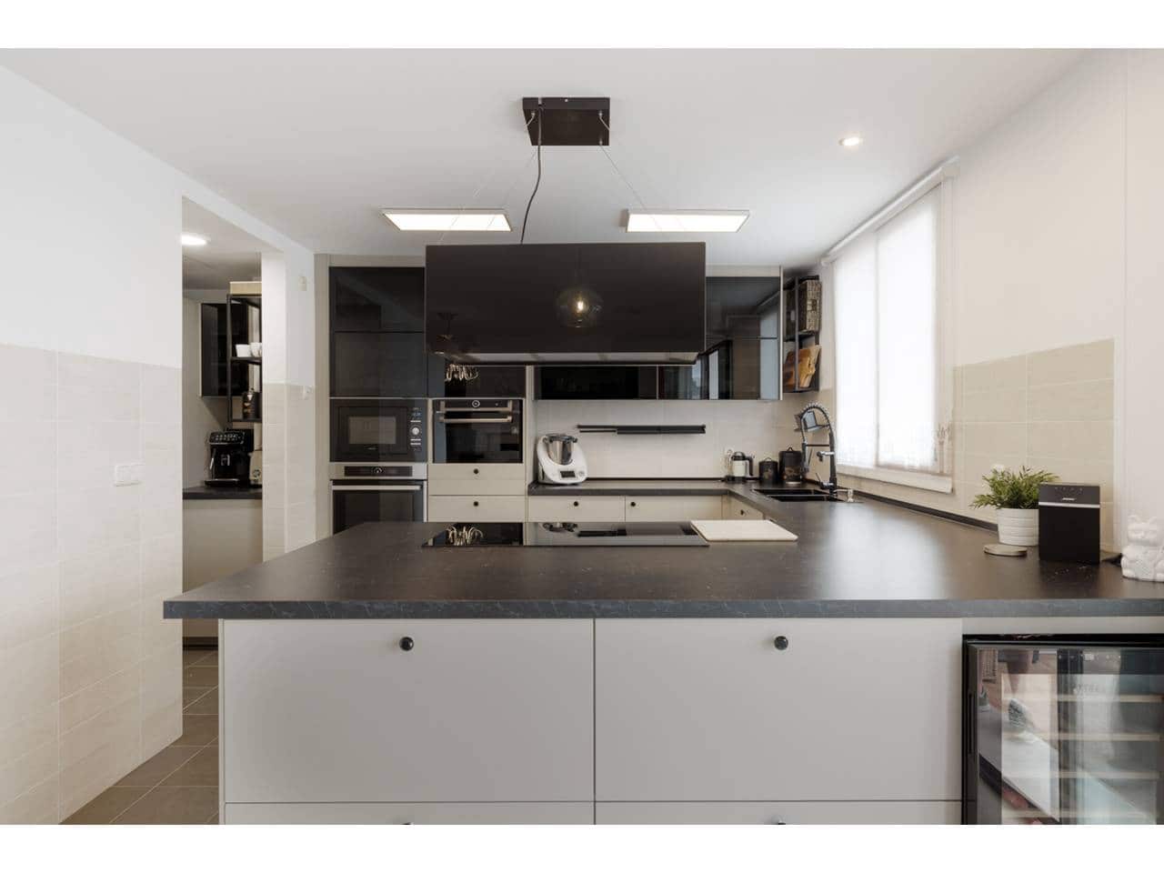 3 soveværelse Rækkehus til salg i Cortes de la Frontera med swimmingpool garage - € 565.000 (Ref: 9145123)