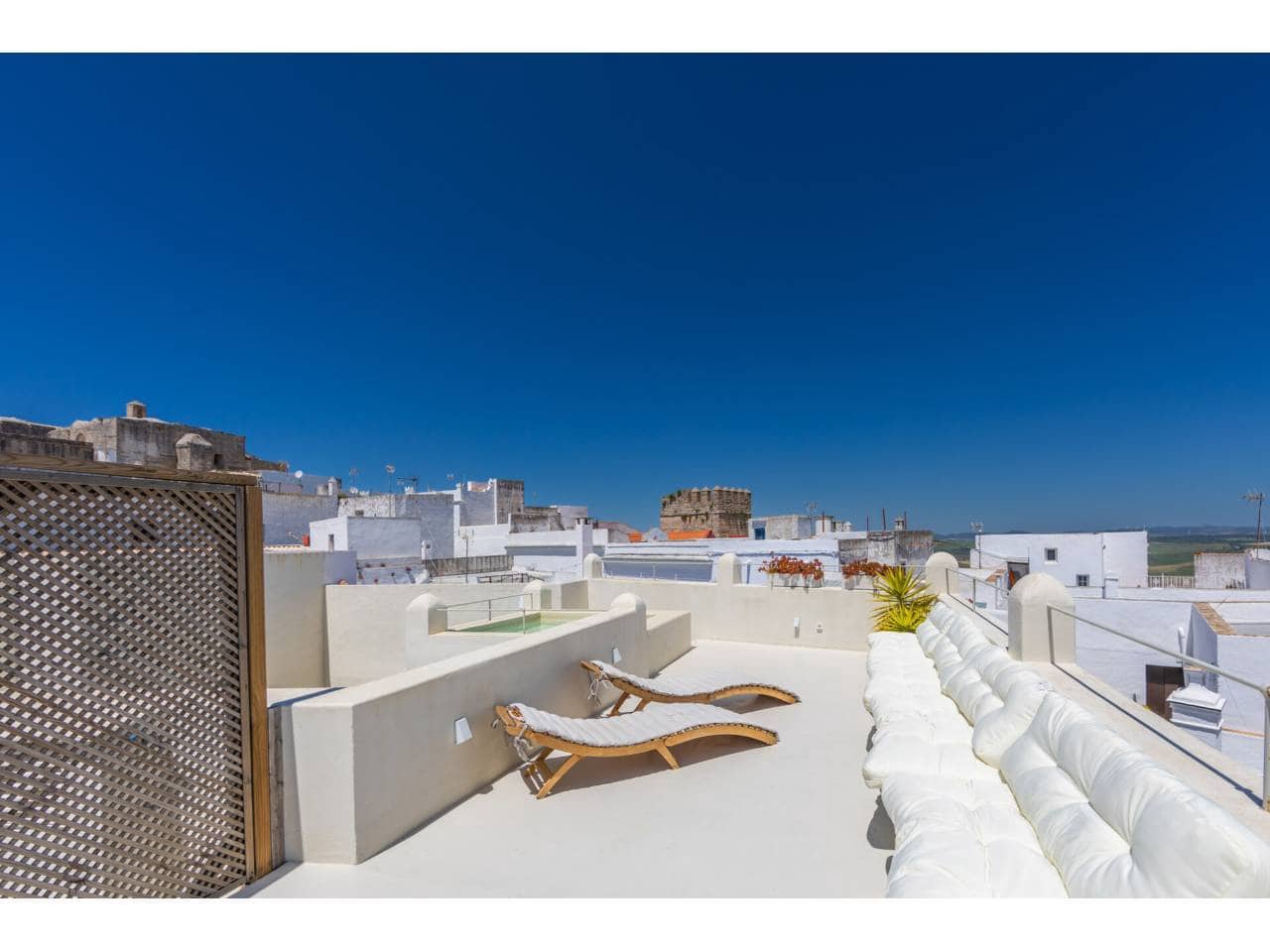 8 soveværelse Villa til salg i Vejer de la Frontera - € 2.390.000 (Ref: 9158080)