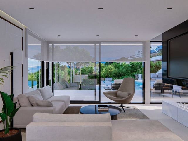 Chalet de 6 habitaciones en La Línea de la Concepción en venta con piscina garaje - 3.995.000 € (Ref: 9183182)