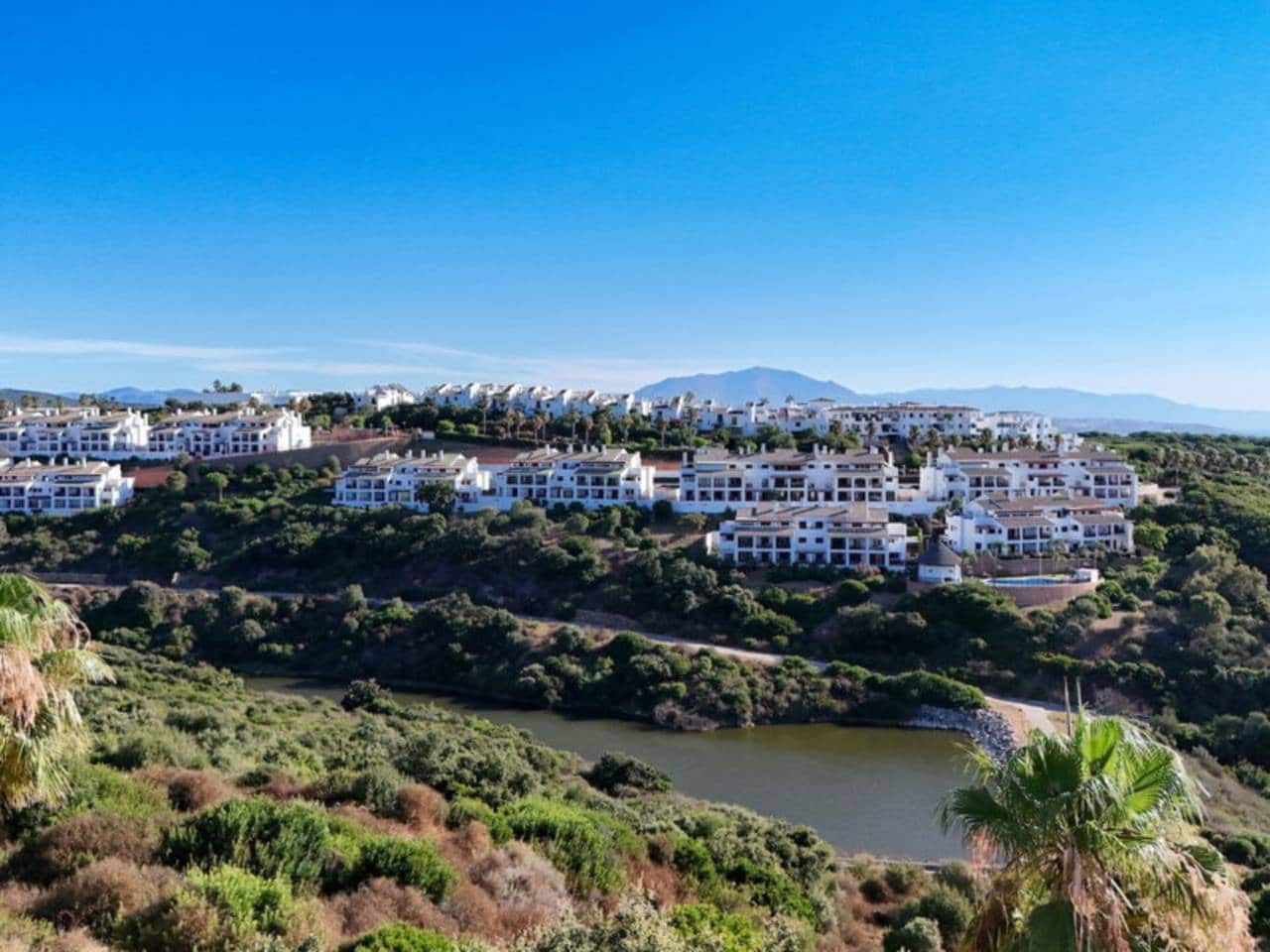 6 soveværelse Villa til salg i La Linea de la Concepcion med swimmingpool garage - € 3.995.000 (Ref: 9183182)