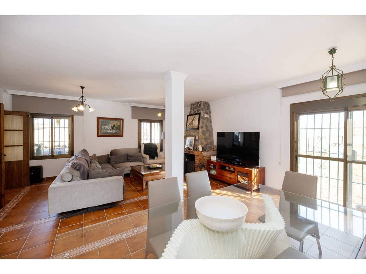 5 sovrum Finca/Hus på landet till salu i Marchenilla - 1 800 000 € (Ref: 9187893)