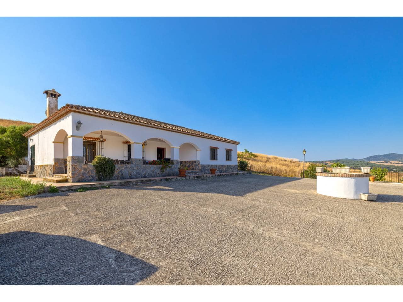 5 sovrum Finca/Hus på landet till salu i Marchenilla - 1 800 000 € (Ref: 9187893)