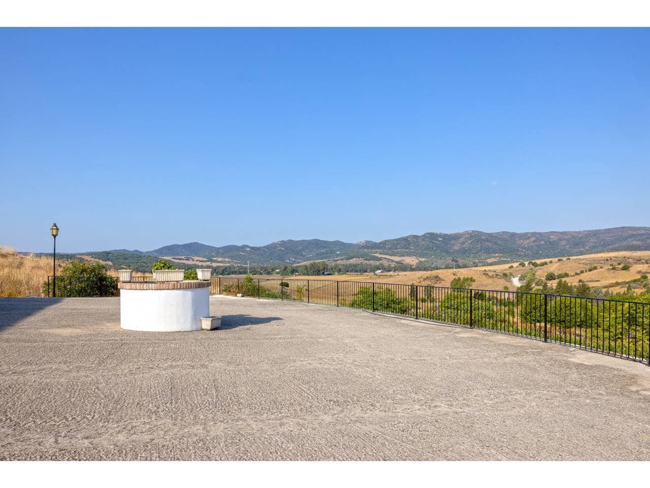 5 sovrum Finca/Hus på landet till salu i Marchenilla - 1 800 000 € (Ref: 9187893)