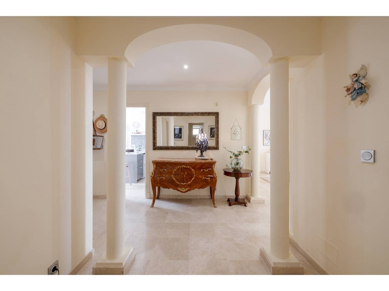 4 quarto Penthouse para venda em Sotogrande com garagem - 700 000 € (Ref: 9200244)