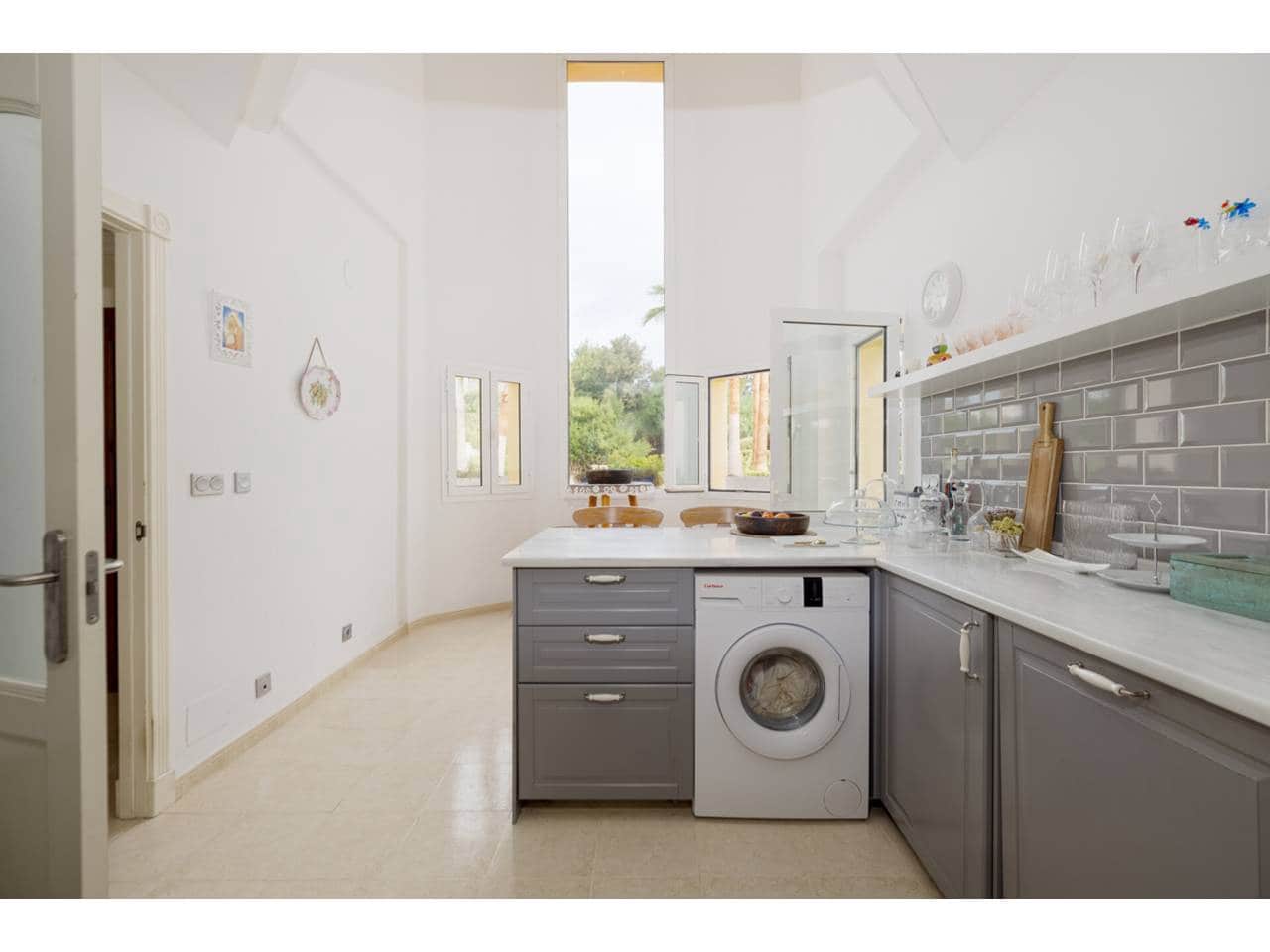 4 quarto Penthouse para venda em Sotogrande com garagem - 700 000 € (Ref: 9200244)