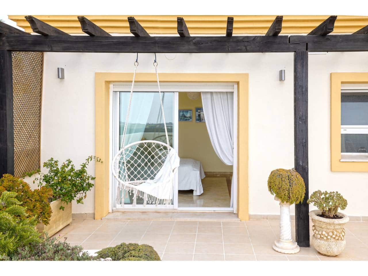 4 quarto Penthouse para venda em Sotogrande com garagem - 700 000 € (Ref: 9200244)