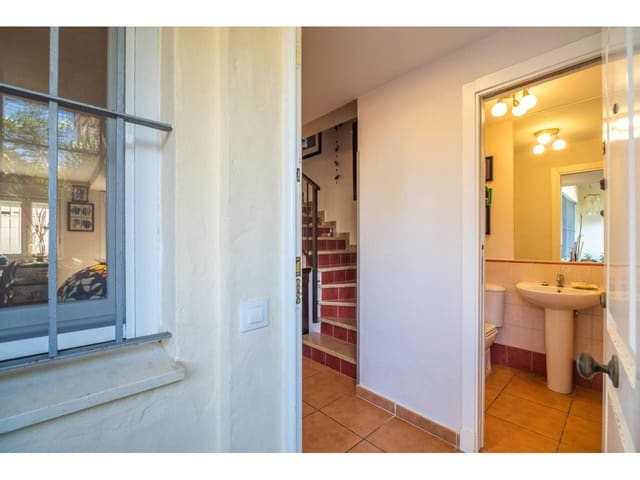 2 bedroom Townhouse for sale in Tarifa with garage - € 608,000 (Ref: 9204202)