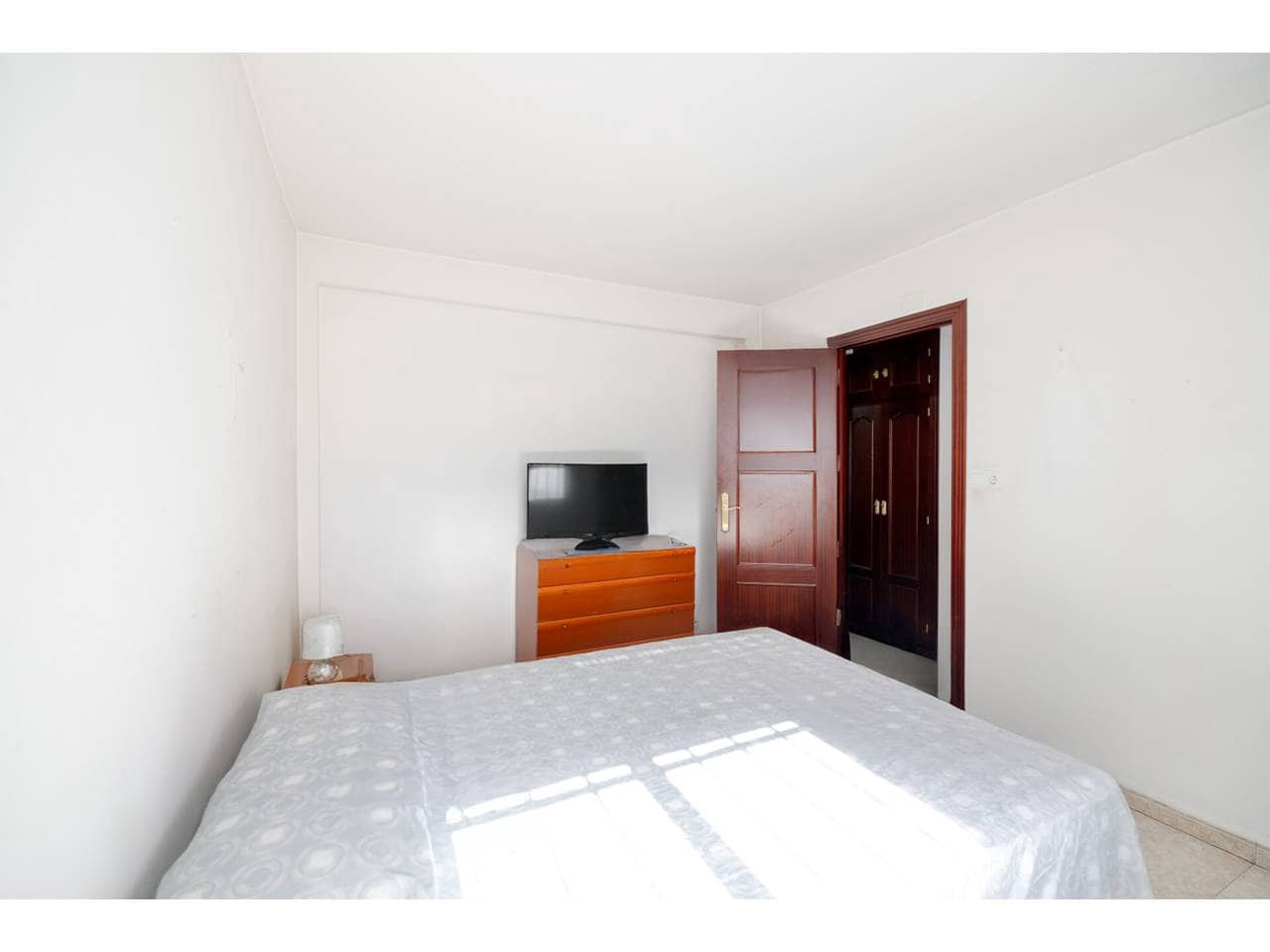 3 soveværelse Lejlighed til salg i Algeciras - € 121.000 (Ref: 9208050)