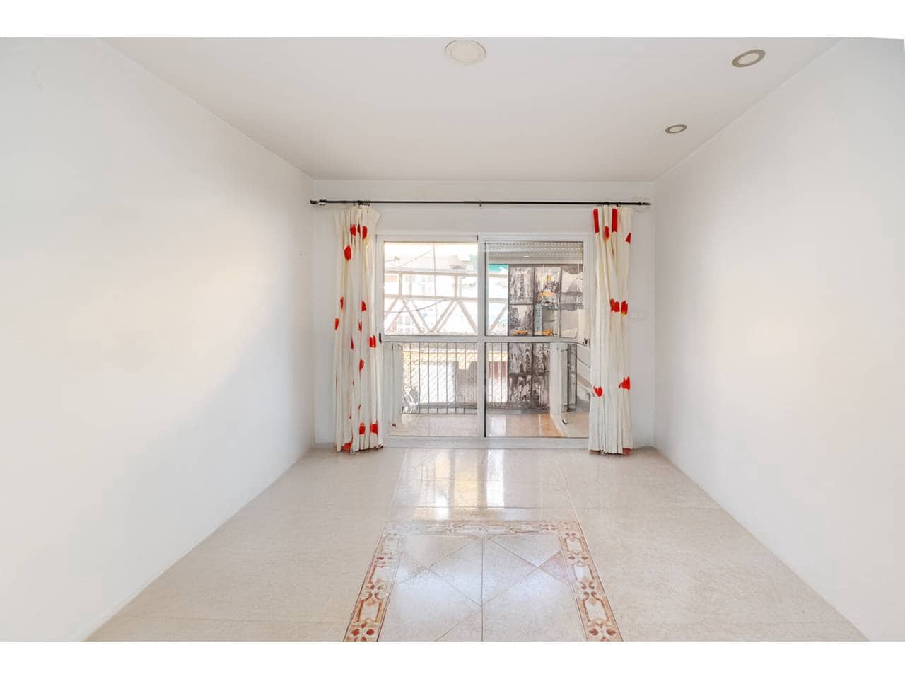 3 soveværelse Lejlighed til salg i Algeciras - € 121.000 (Ref: 9208050)