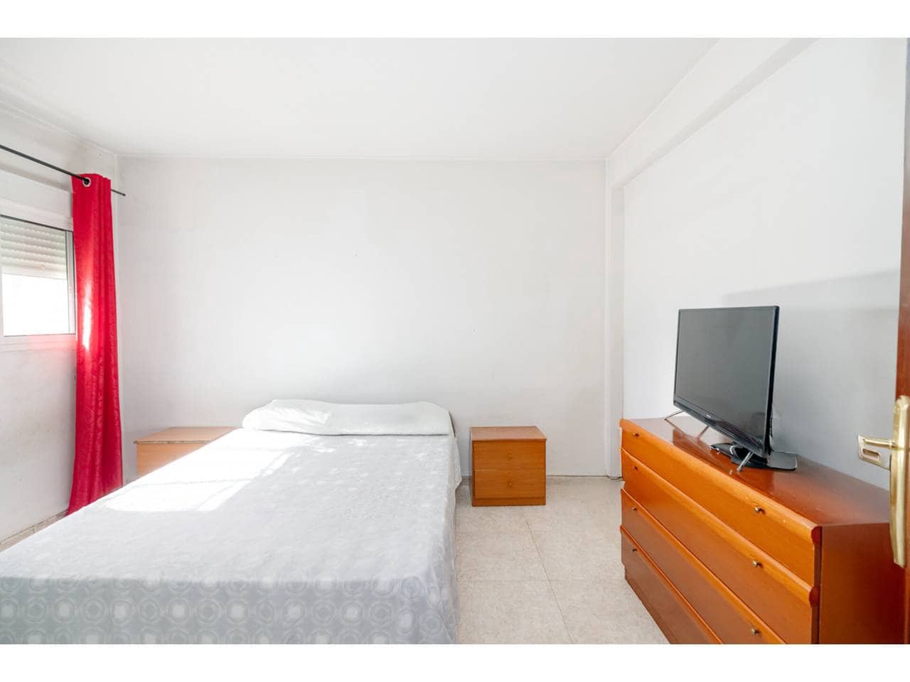 3 soveværelse Lejlighed til salg i Algeciras - € 121.000 (Ref: 9208050)