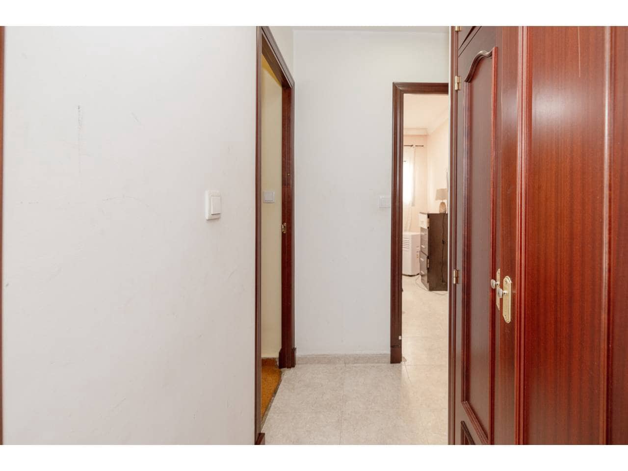 3 soveværelse Lejlighed til salg i Algeciras - € 121.000 (Ref: 9208050)