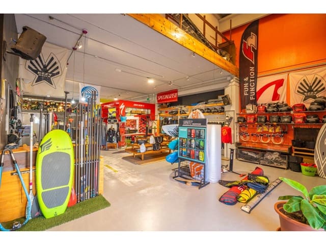 Commercial for sale in Tarifa - € 820,000 (Ref: 9239550)