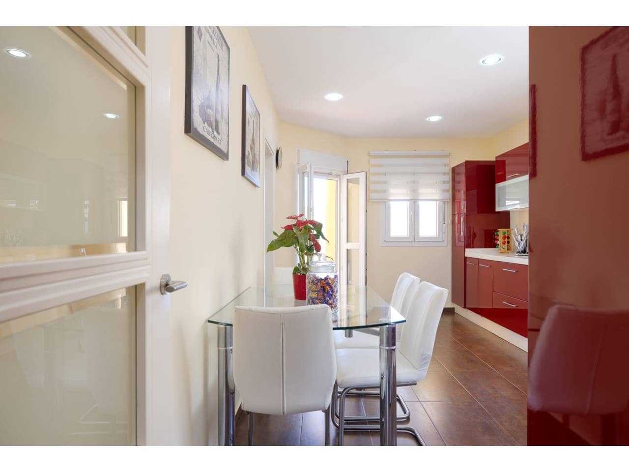 4 soverom Villa til salgs i La Linea de la Concepcion med svømmebasseng garasje - € 530 000 (Ref: 9246277)