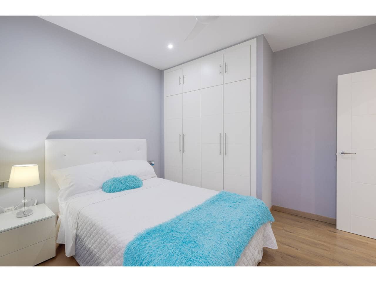 4 soverom Villa til salgs i La Linea de la Concepcion med svømmebasseng garasje - € 530 000 (Ref: 9246277)