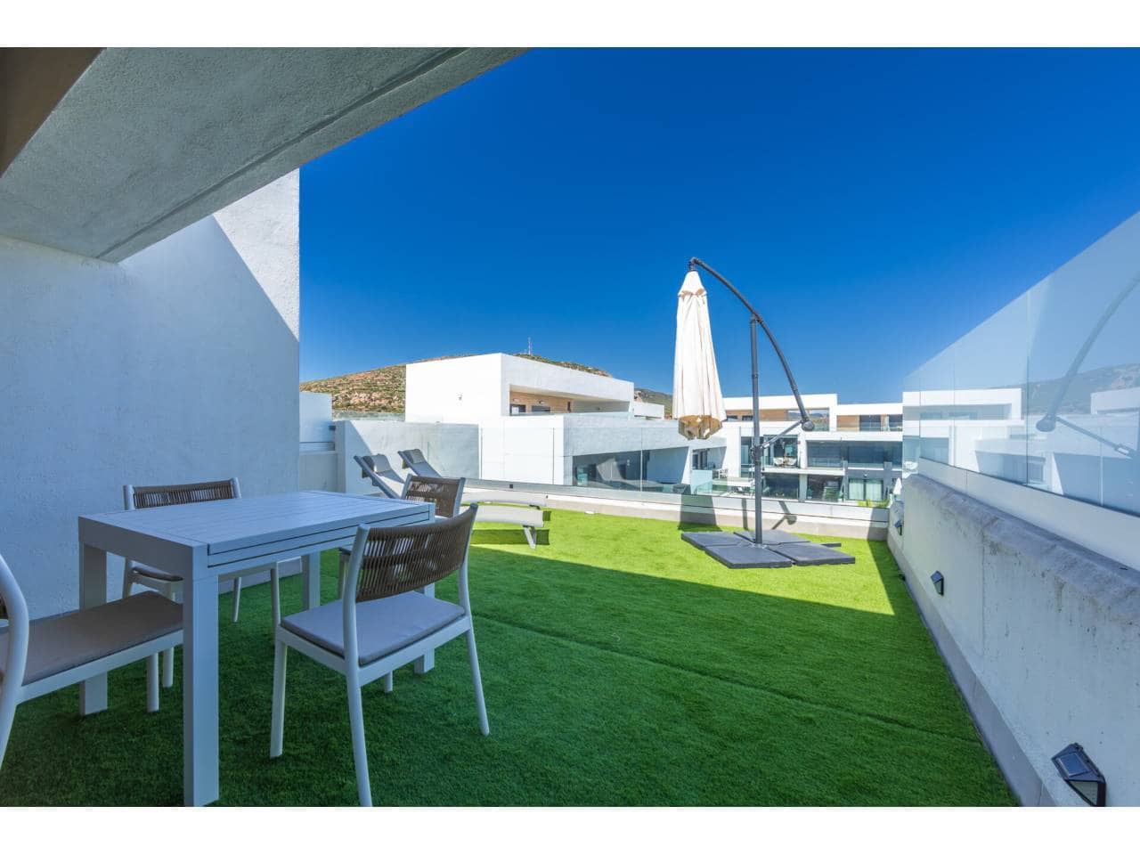 3 soveværelse Byhus til salg i Zahara de los Atunes med swimmingpool garage - € 750.000 (Ref: 9269131)
