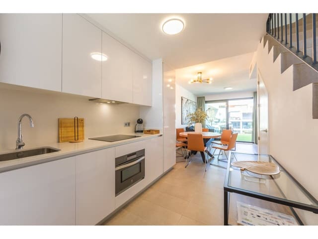 3 bedroom Townhouse for sale in Zahara de los Atunes, Barbate with pool garage - € 750,000 (Ref: 9269131)