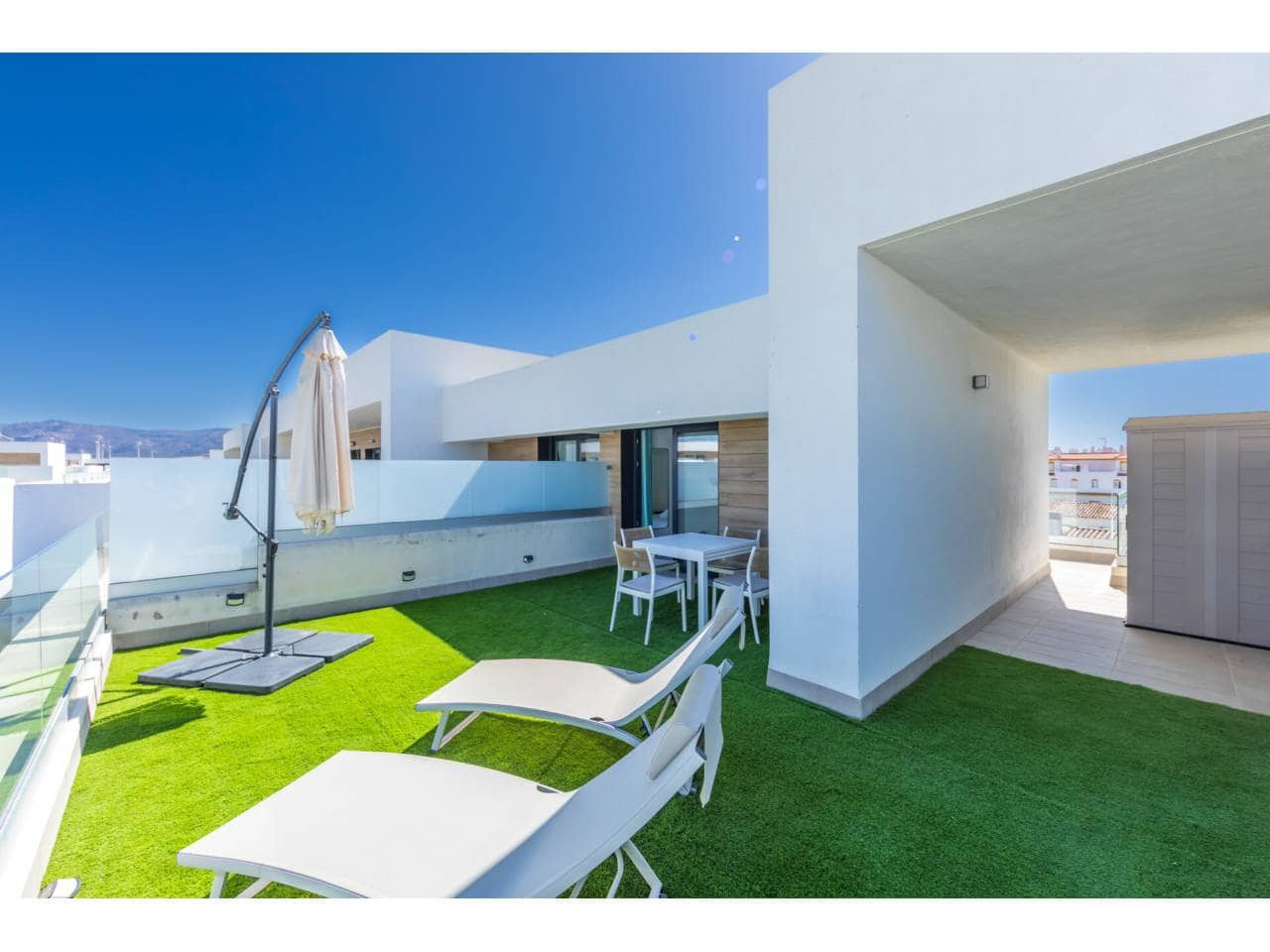 3 soveværelse Byhus til salg i Zahara de los Atunes med swimmingpool garage - € 750.000 (Ref: 9269131)