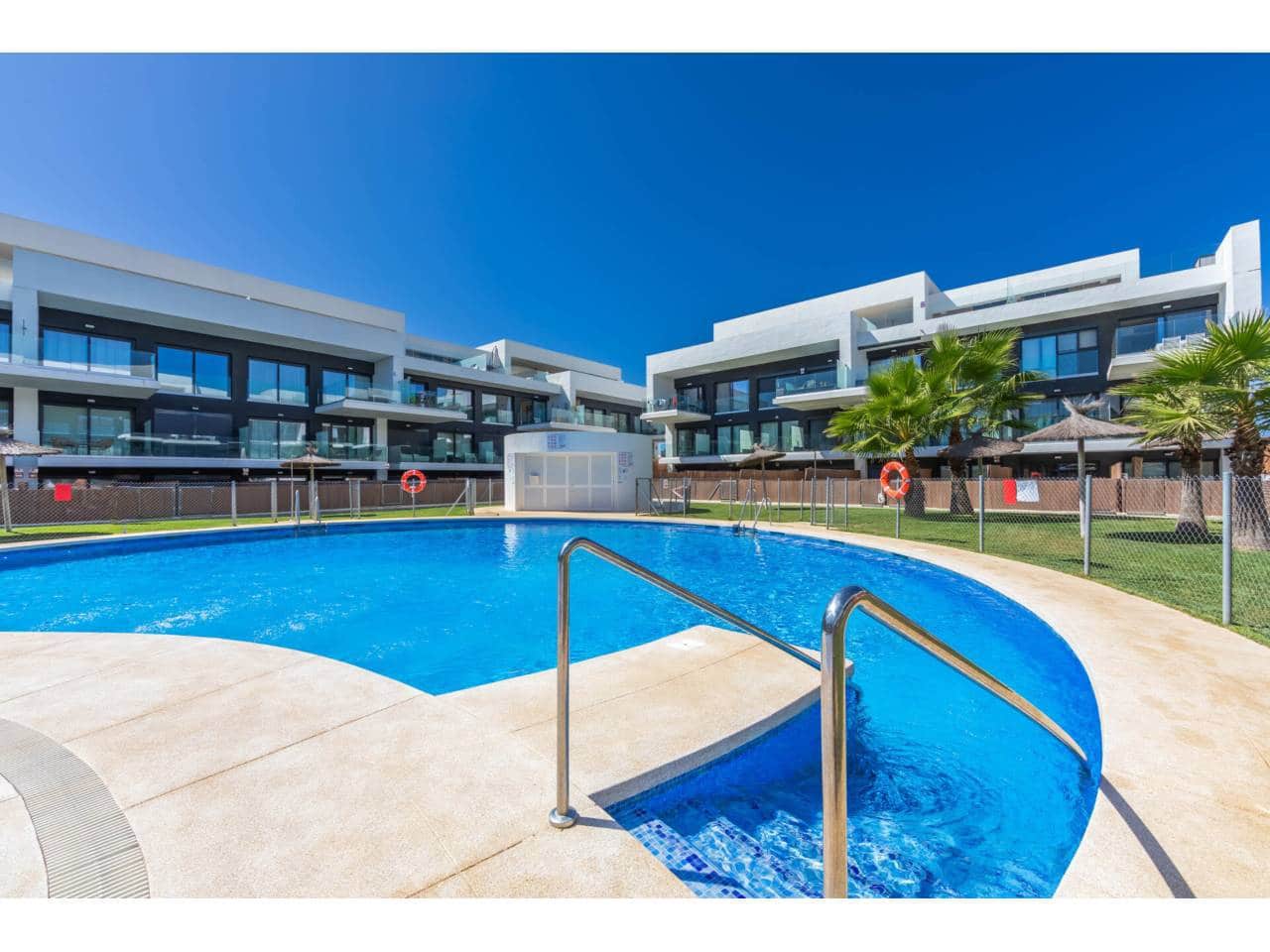 3 soveværelse Byhus til salg i Zahara de los Atunes med swimmingpool garage - € 750.000 (Ref: 9269131)