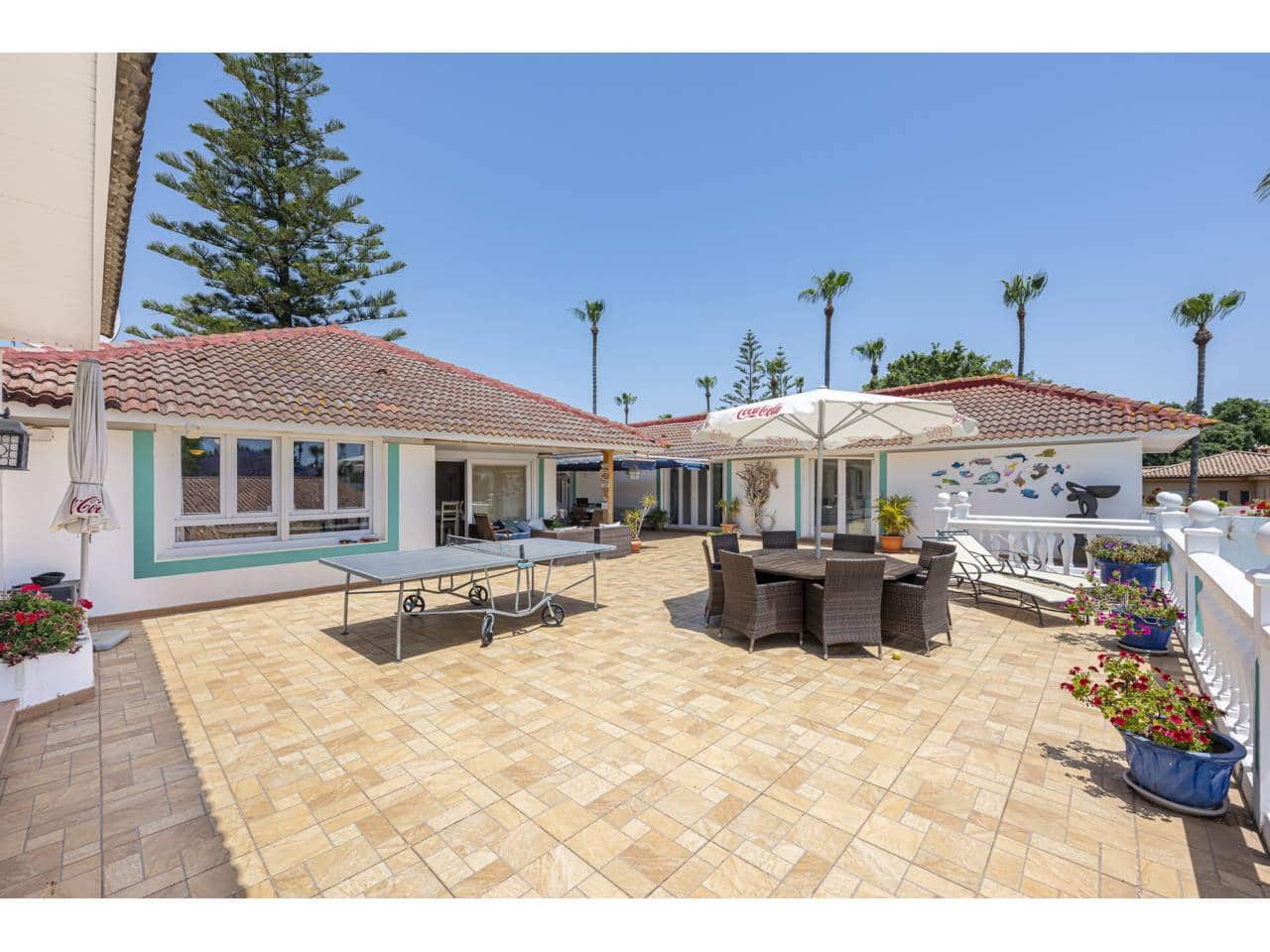 7 chambre Villa/Maison à vendre à Sotogrande avec piscine garage - 1 190 000 € (Ref: 9290907)