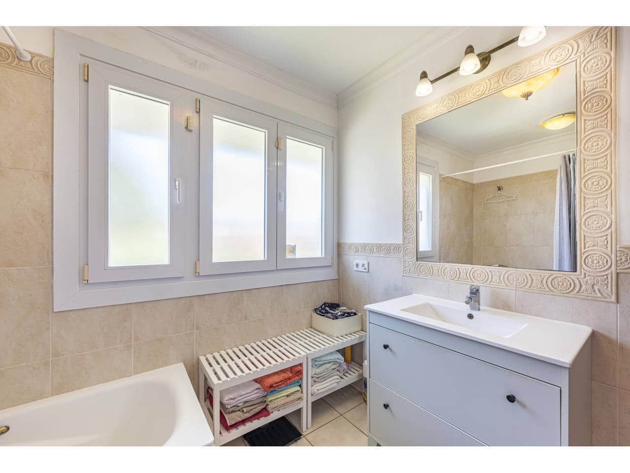 7 chambre Villa/Maison à vendre à Sotogrande avec piscine garage - 1 190 000 € (Ref: 9290907)