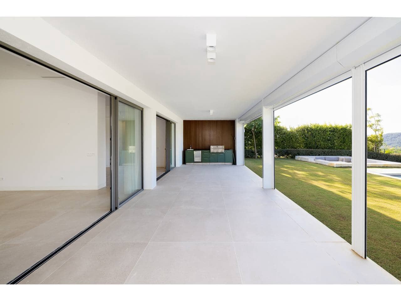 5 sypialnia Willa na sprzedaż w Sotogrande z basenem garażem - 5 750 000 € (Ref: 9300540)