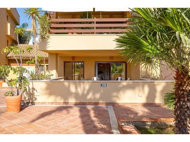 Apartamento de 2 habitaciones en Sotogrande, San Roque en venta con piscina garaje - 525.000 € (Ref: 9321529)