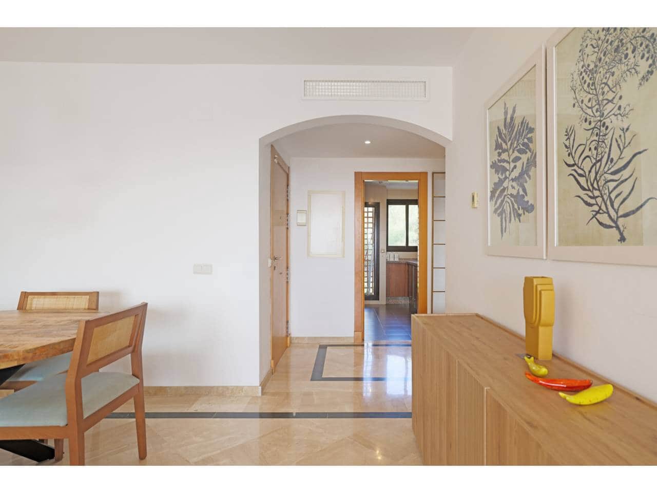 Apartamento de 2 habitaciones en Casares en venta con piscina garaje - 368.000 € (Ref: 9330182)