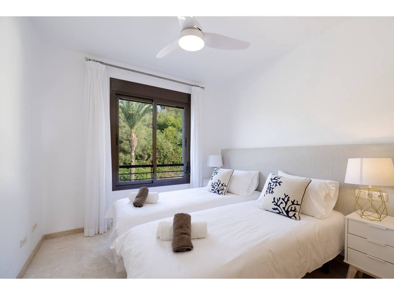 Apartamento de 2 habitaciones en Casares en venta con piscina garaje - 368.000 € (Ref: 9330182)