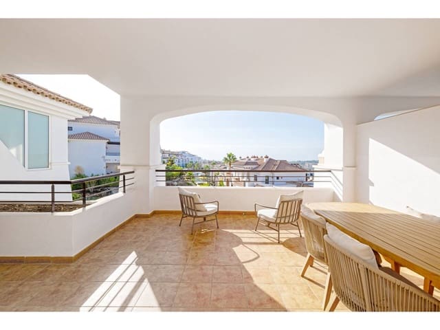 Apartamento de 2 habitaciones en Casares en venta con piscina garaje - 368.000 € (Ref: 9330182)