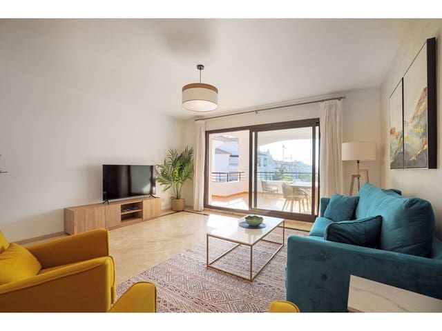 Apartamento de 2 habitaciones en Casares en venta con piscina garaje - 368.000 € (Ref: 9330182)