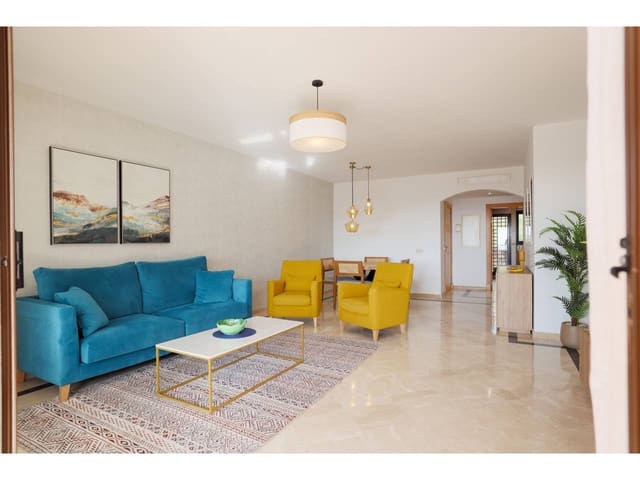 Apartamento de 2 habitaciones en Casares en venta con piscina garaje - 368.000 € (Ref: 9330182)