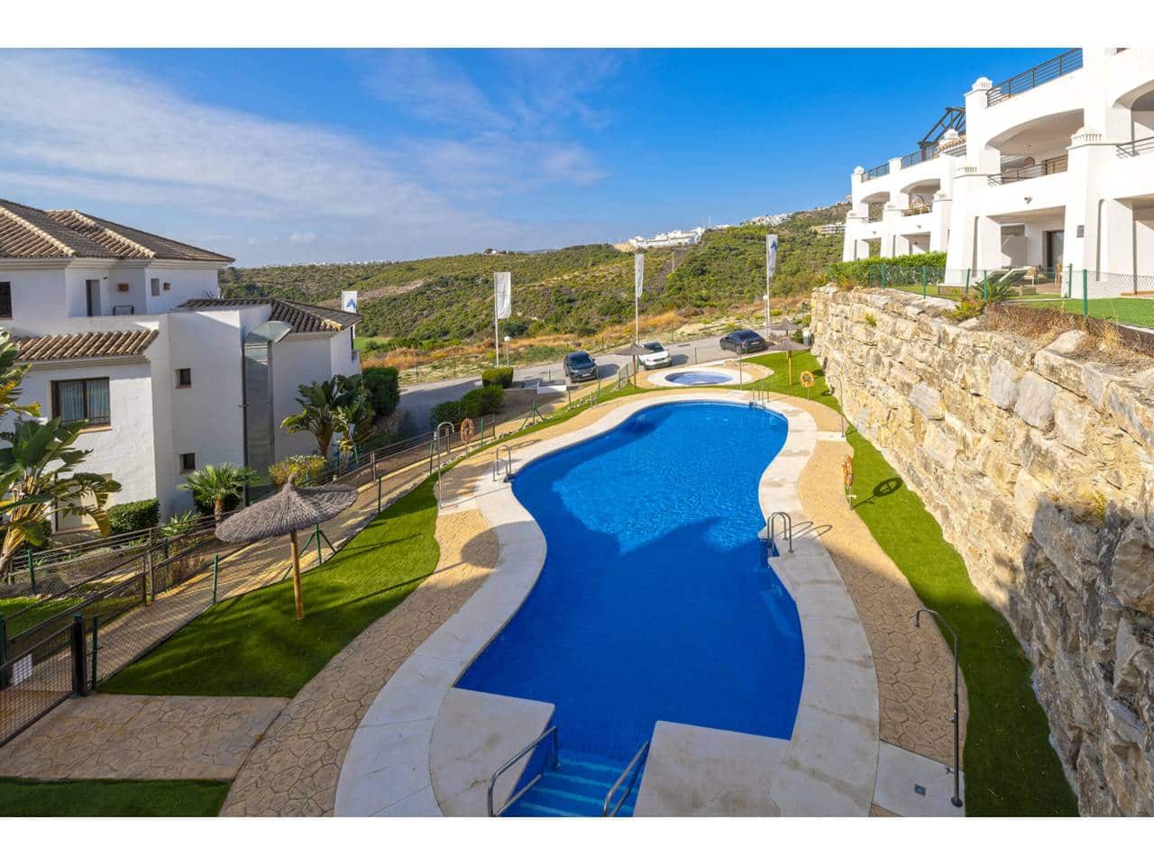 Apartamento de 2 habitaciones en Casares en venta con piscina garaje - 368.000 € (Ref: 9330182)