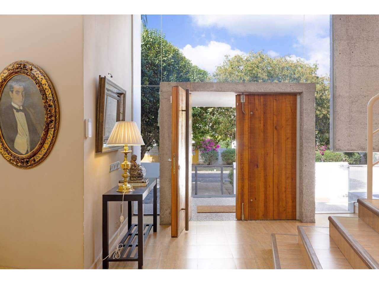 4 soveværelse Villa til salg i Los Barrios med swimmingpool garage - € 975.000 (Ref: 9330183)