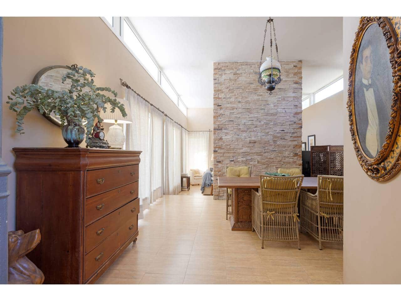 4 soveværelse Villa til salg i Los Barrios med swimmingpool garage - € 975.000 (Ref: 9330183)