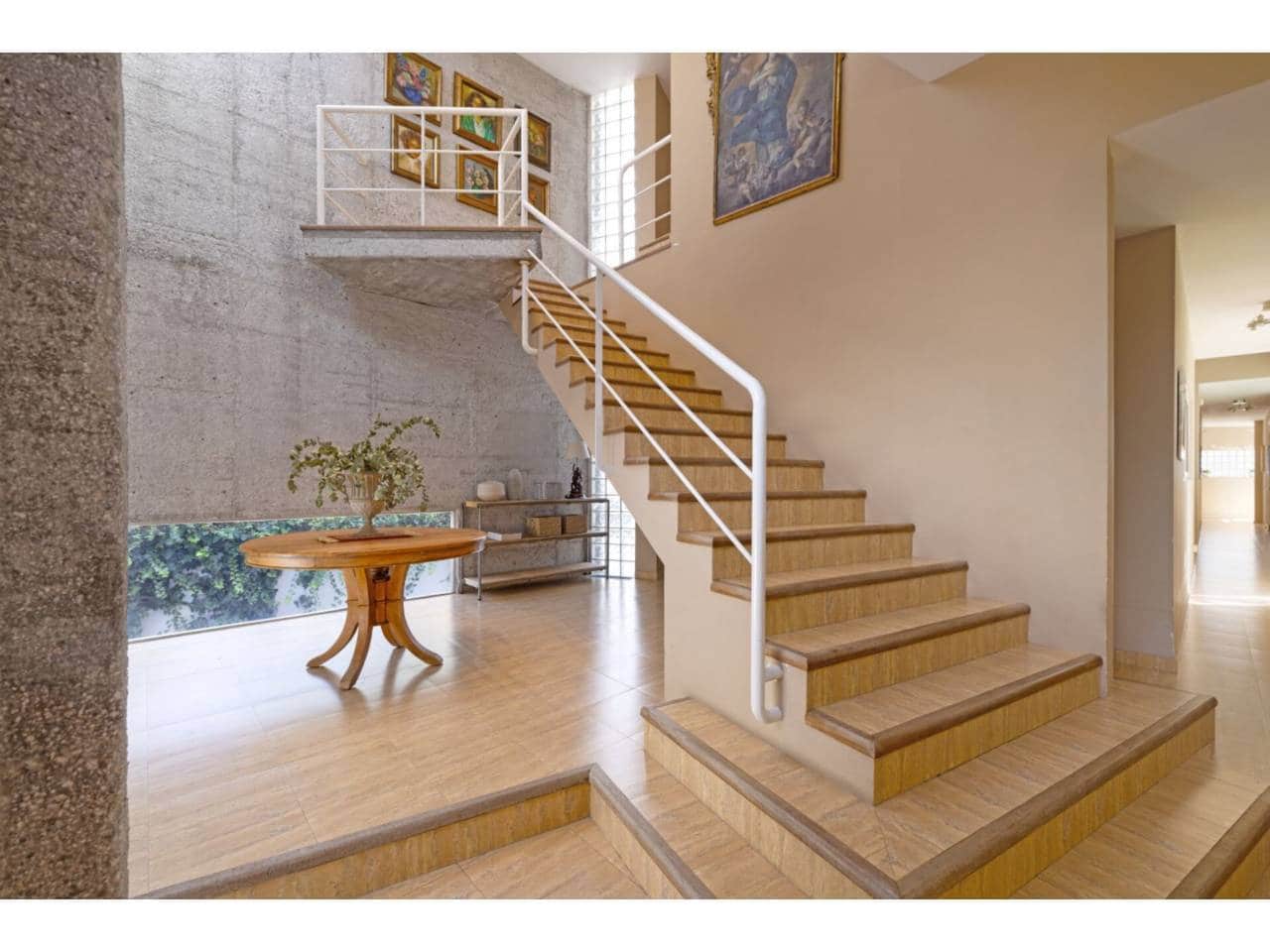 4 soveværelse Villa til salg i Los Barrios med swimmingpool garage - € 975.000 (Ref: 9330183)