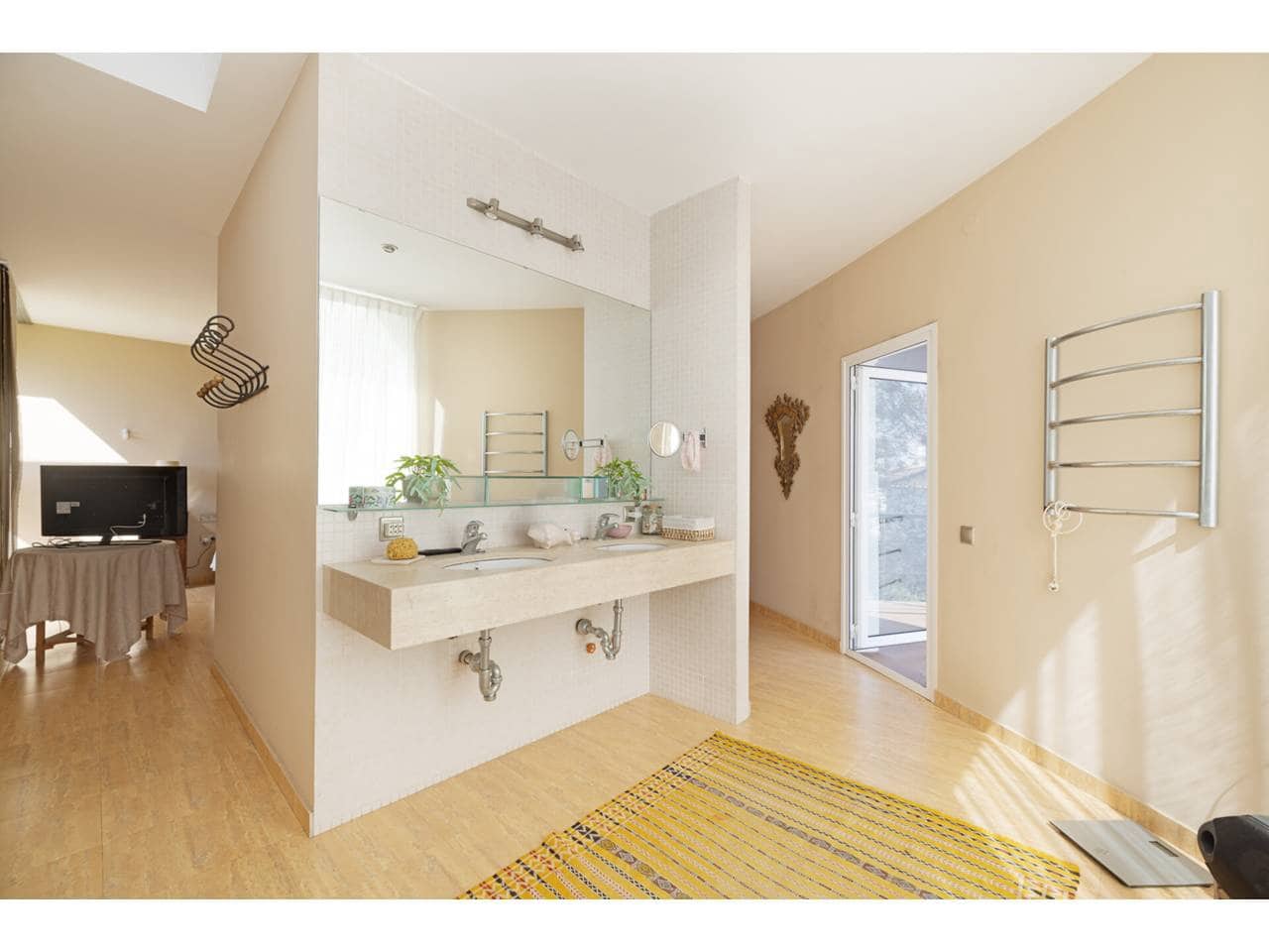 4 soveværelse Villa til salg i Los Barrios med swimmingpool garage - € 975.000 (Ref: 9330183)