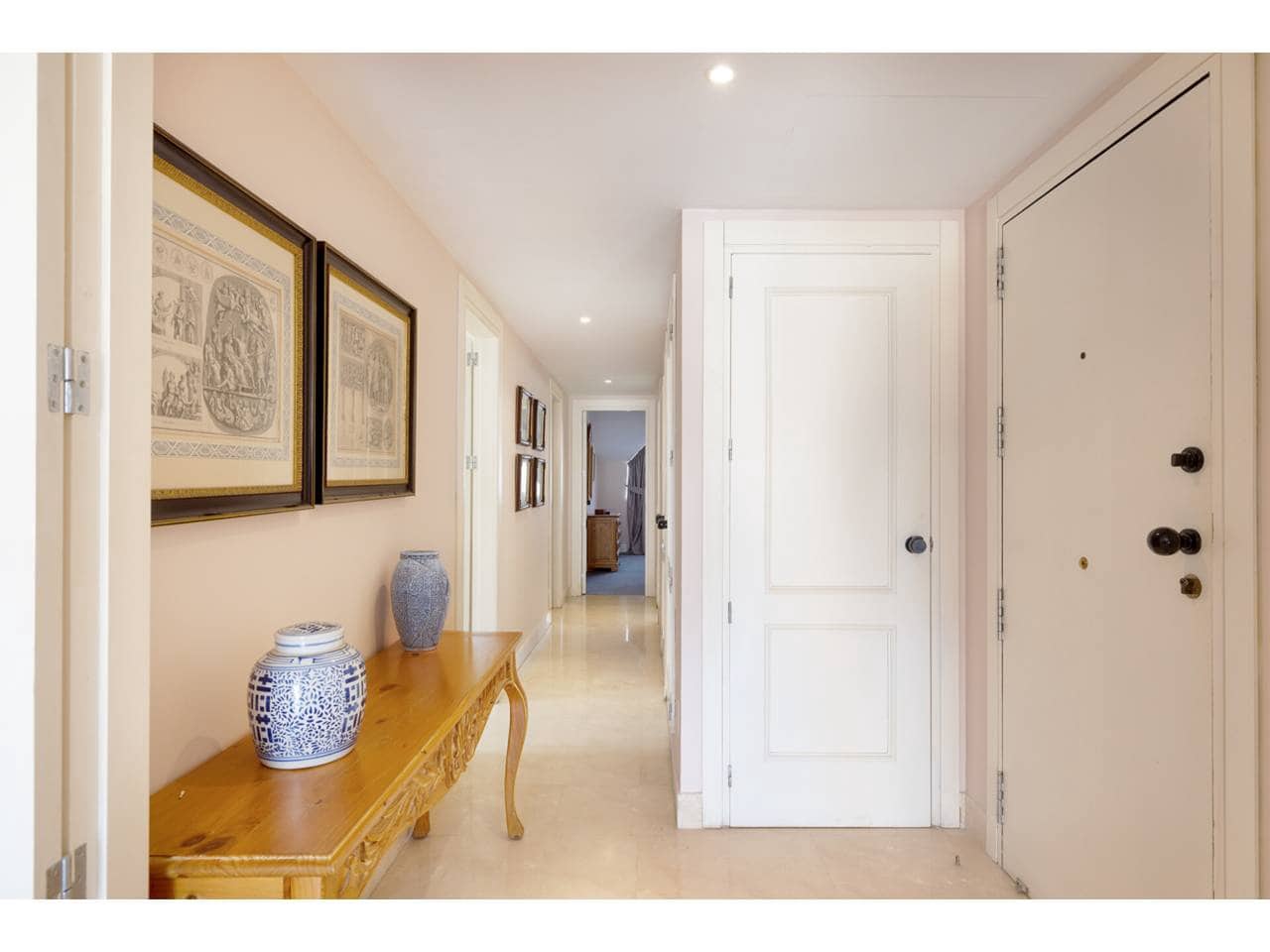 Ático de 2 habitaciones en Sotogrande en venta con garaje - 525.000 € (Ref: 9337329)