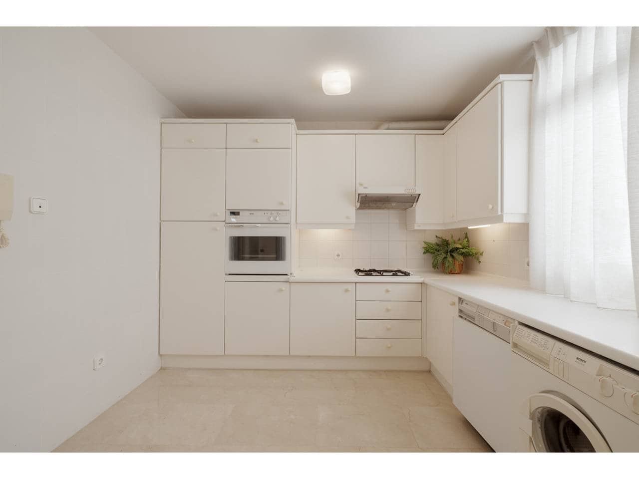 Ático de 2 habitaciones en Sotogrande en venta con garaje - 525.000 € (Ref: 9337329)