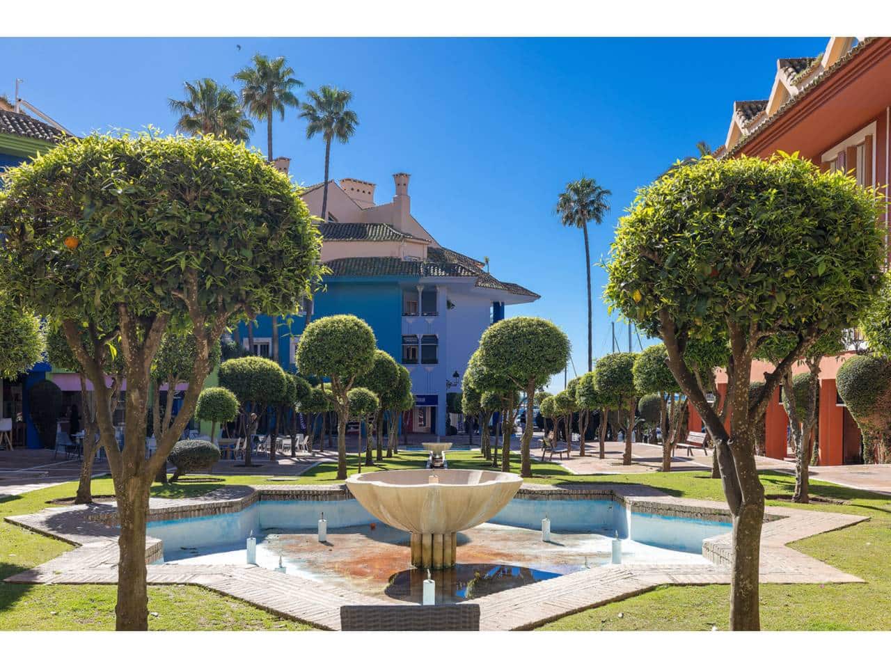 Ático de 2 habitaciones en Sotogrande en venta con garaje - 525.000 € (Ref: 9337329)