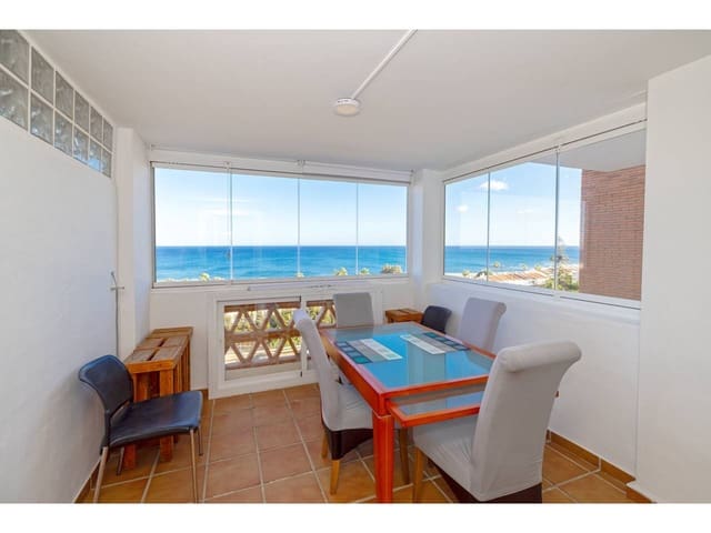 Apartamento de 3 habitaciones en Manilva en venta con piscina garaje - 435.000 € (Ref: 9346893)