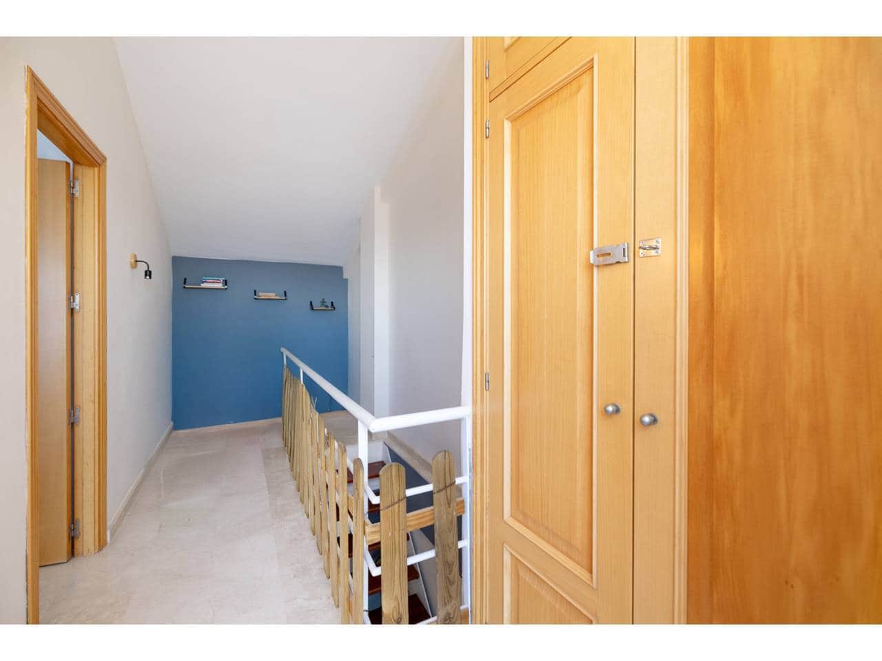 3 bedroom Apartment for sale in Manilva with pool garage - € 435,000 (Ref: 9346893)