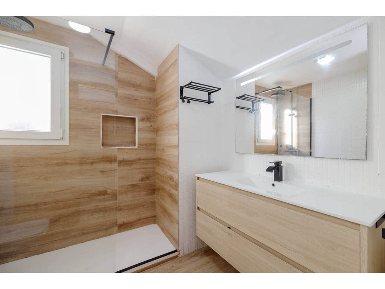 3 bedroom Apartment for sale in Manilva with pool garage - € 435,000 (Ref: 9346893)