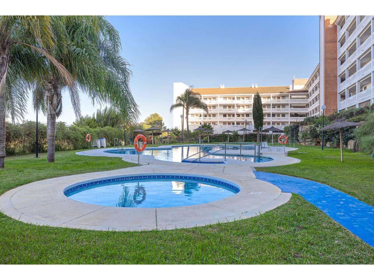 3 bedroom Apartment for sale in Manilva with pool garage - € 435,000 (Ref: 9346893)