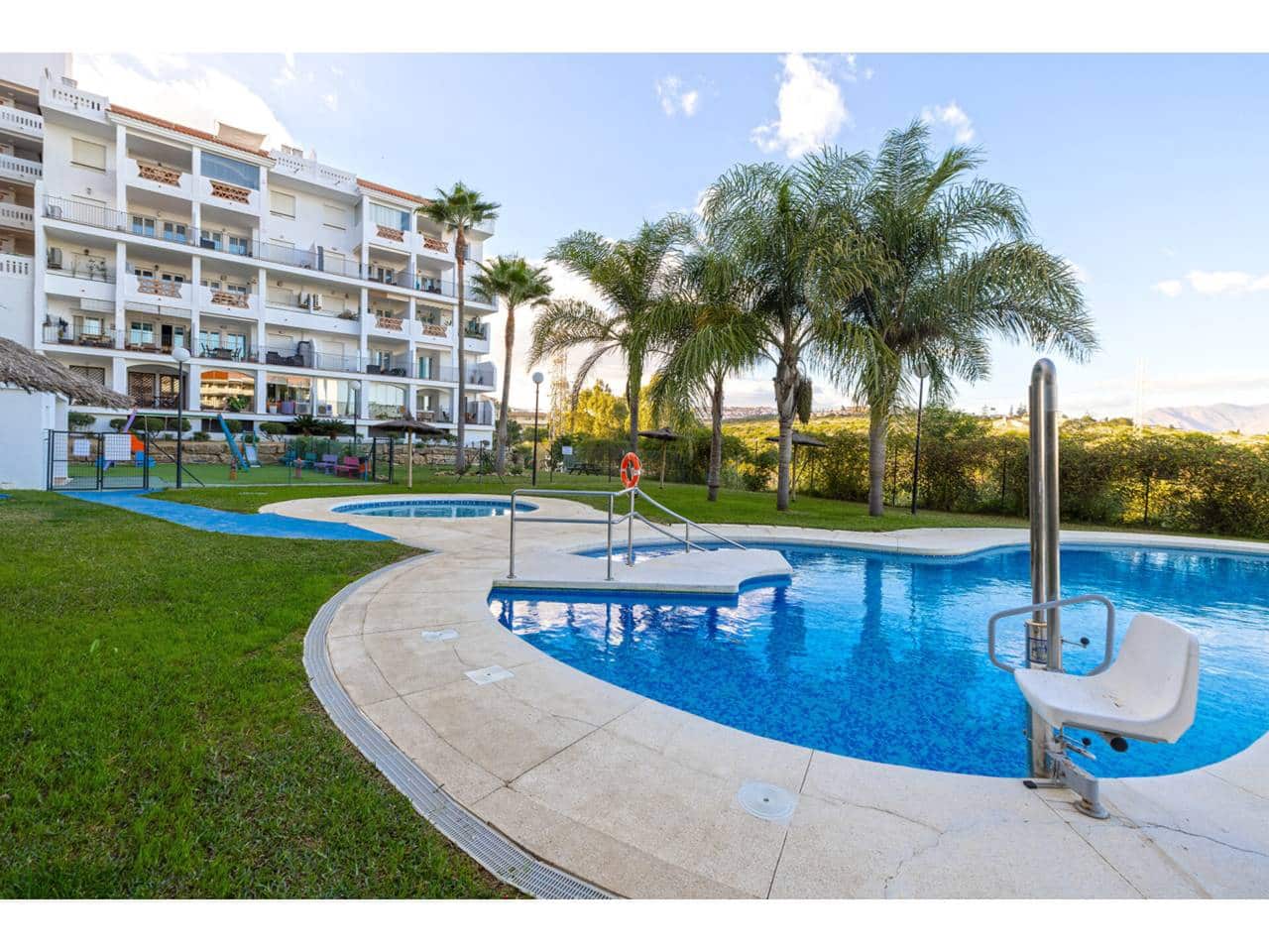 3 bedroom Apartment for sale in Manilva with pool garage - € 435,000 (Ref: 9346893)